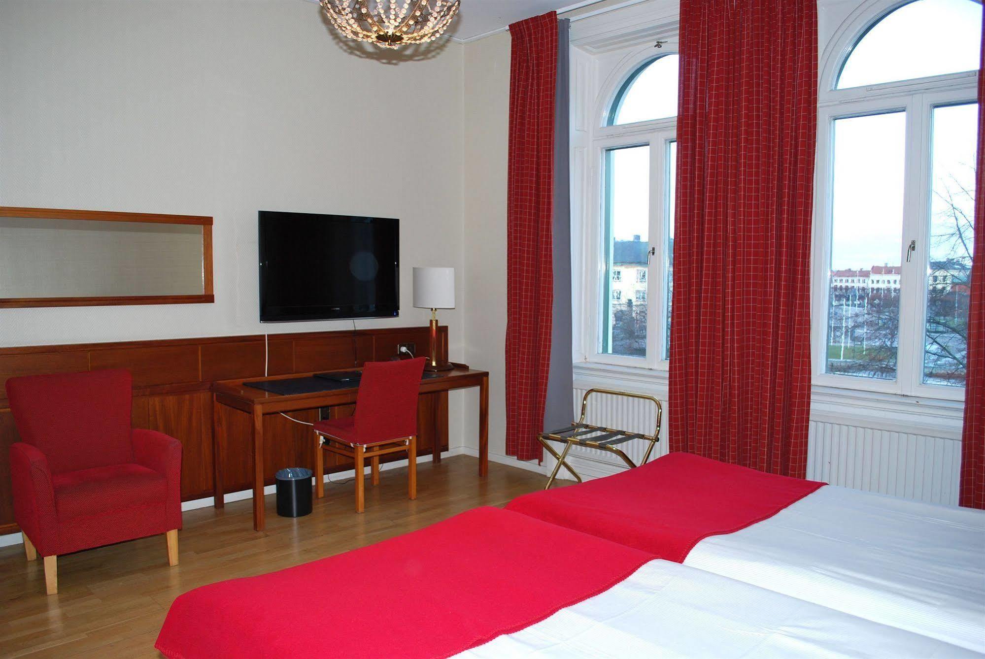 Stadshotellet Lidkoeping Exterior foto